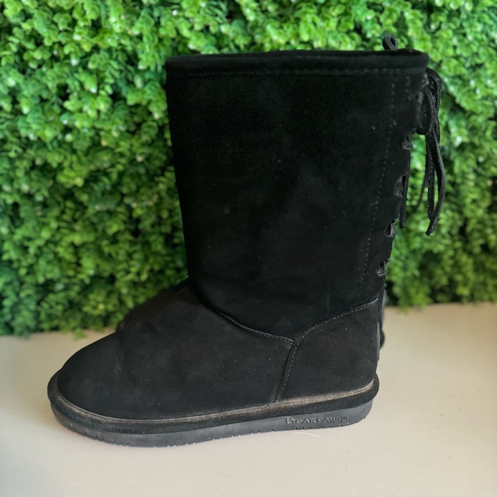 Bearpaw Black Boots with Lace Up Back Size 10 - Picture 5 of 12